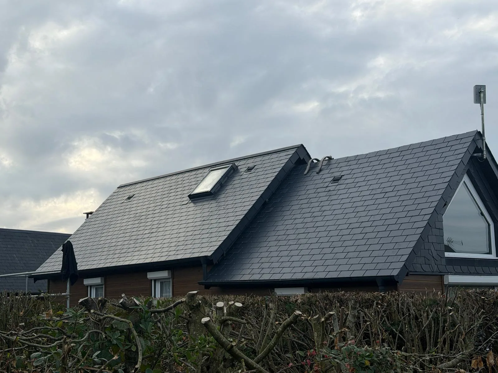 Nettoyage et démoussage de toiture